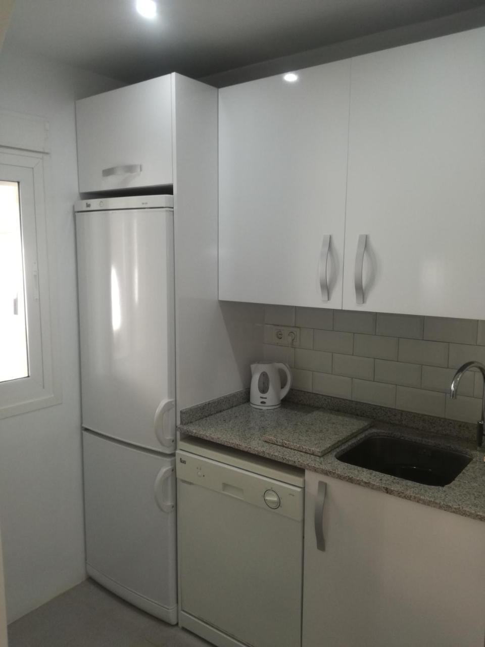 2 Bedroom Newly Renovated Bungalow Close To Bars & Restaurants Los Alcázares Exterior foto